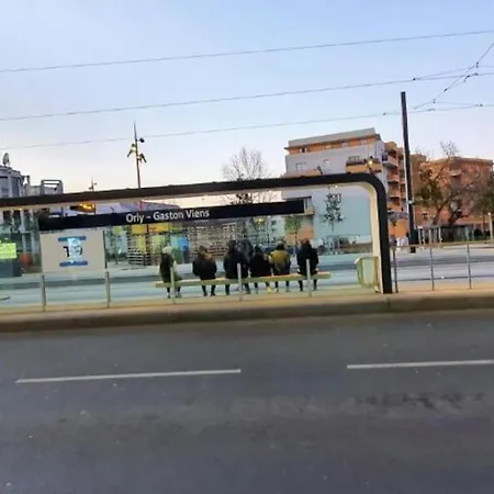 Express - Confort A Deux Pas De L'aeroport *